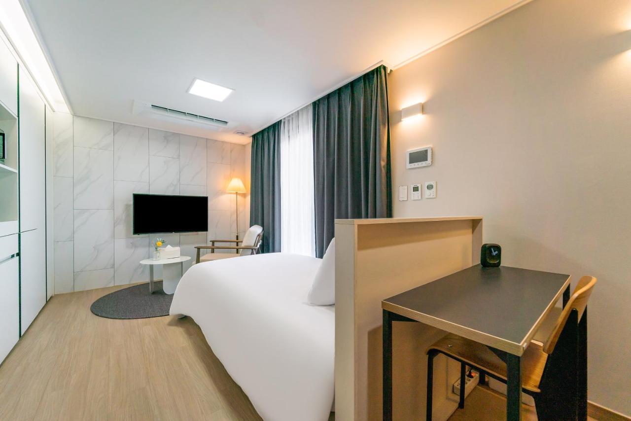 Urbanstay Jeju Airport Esterno foto